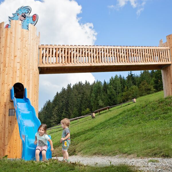 Schlossspielplatz in der Region Hochkönig